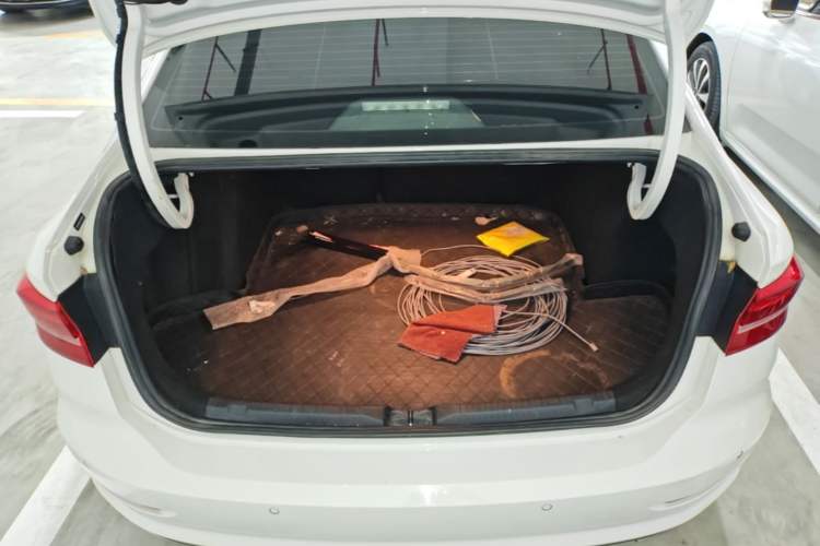 Used Volkswagen Lavida 2019 280TSI DSG Comfort Edition China VI standard Trunk