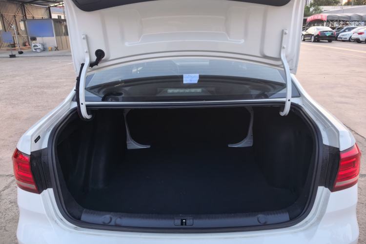 Used Volkswagen Lavida 2019 Lavida Start 1.5L Automatic Trendy Version China VI Standard Trunk