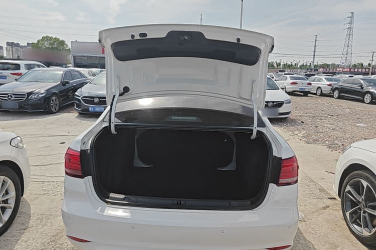 Used Volkswagen Lavida 2019 Lavida Start 1.5L Automatic Trendy Version China VI Standard Trunk