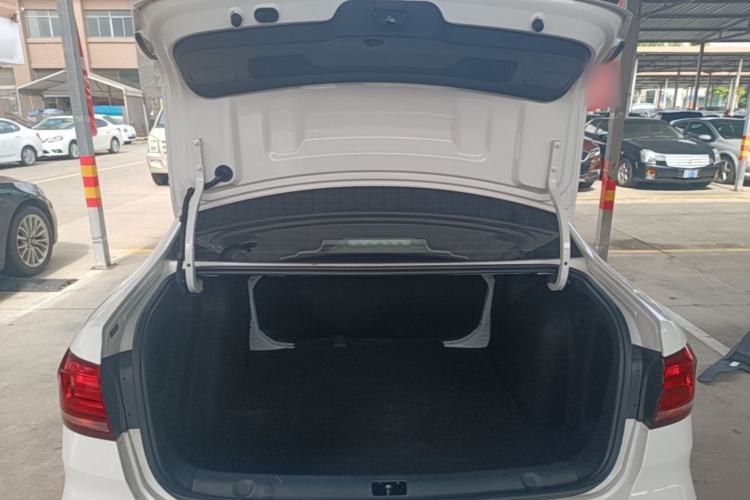 Used Volkswagen Lavida 2019 Lavida Start 1.5L Automatic Trendy Version China VI Standard Trunk