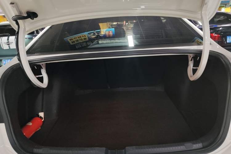 Used Volkswagen Lavida 2019 280TSI DSG Comfort Edition China VI standard Trunk