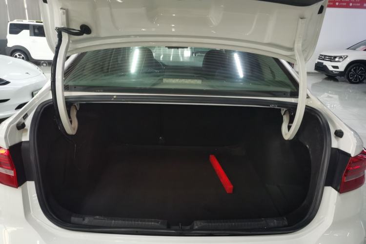 Used Volkswagen Lavida 2019 280TSI DSG Comfort Edition China VI standard Trunk