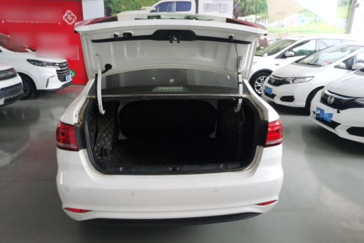 Used Volkswagen Lavida 2019 Lavida Start 1.5L Automatic Trendy Version China VI Standard Trunk