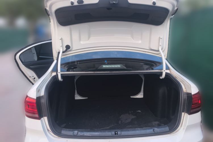 Used Volkswagen Lavida 2019 Lavida Start 1.5L Automatic Trendy Version China VI Standard Trunk