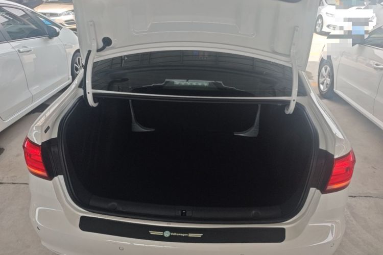 Used Volkswagen Lavida 2019 Lavida Start 1.5L Automatic Trendy Version China VI Standard Trunk