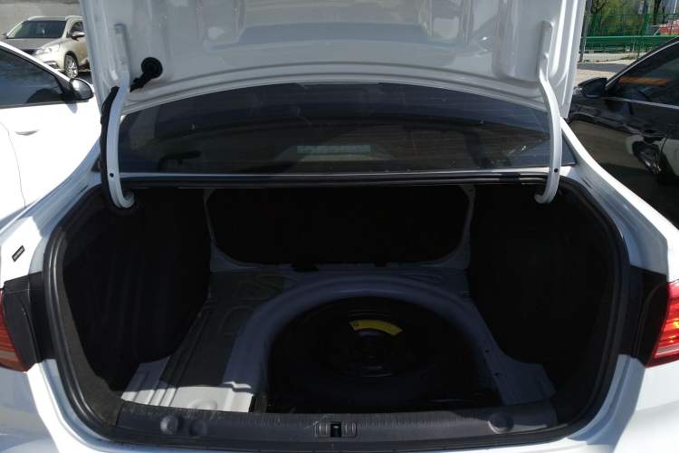 Used Volkswagen Lavida 2019 Lavida Start 1.5L Manual Fashion Edition China VI Standard Trunk