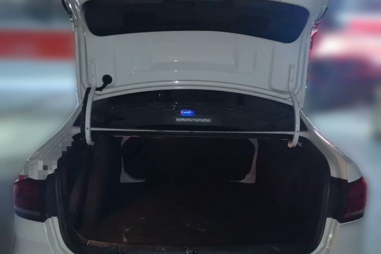 Used Volkswagen Lavida 2019 Lavida Start 1.5L Manual Fashion Edition China VI Standard Trunk