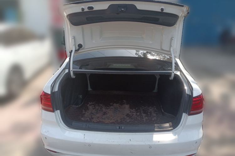 Used Volkswagen Lavida 2019 Lavida Start 1.5L Manual Fashion Edition China VI Standard Trunk