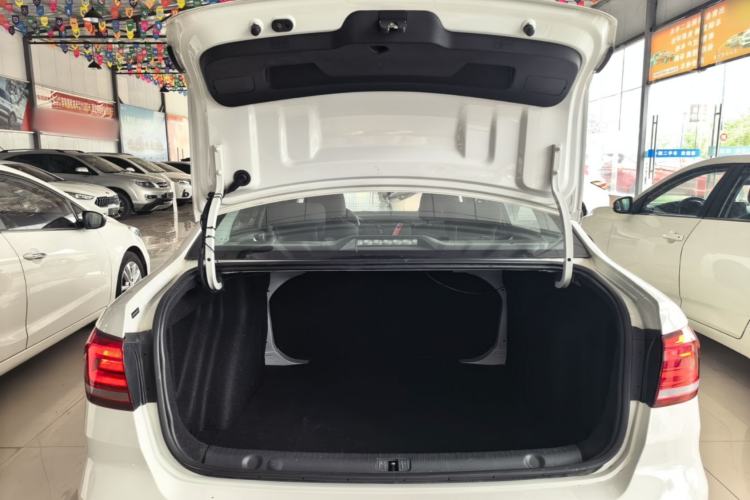 Used Volkswagen Lavida 2019 Lavida Start 1.5L Automatic Trendy Version China VI Standard Trunk