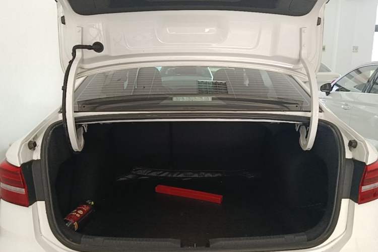 Used Volkswagen Lavida 2019 280TSI DSG Comfort Edition China VI standard Trunk