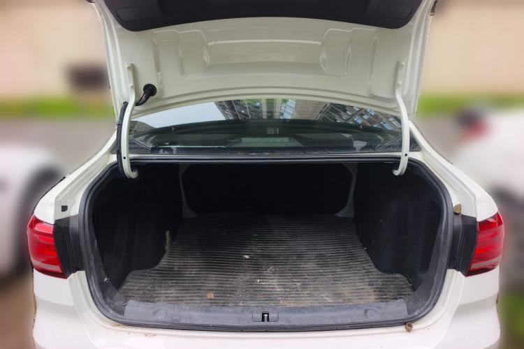 Used Volkswagen Lavida 2019 Lavida Start 1.5L Automatic Trendy Version China VI Standard Trunk