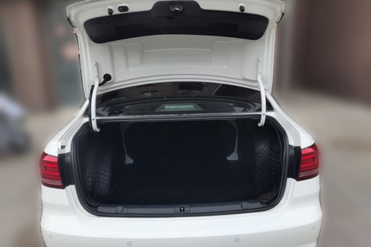 Used Volkswagen Lavida 2019 Lavida Start 1.5L Automatic Trendy Version China VI Standard Trunk