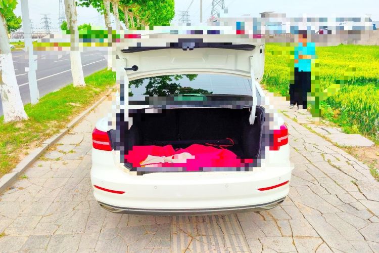 Used Volkswagen Lavida 2019 280TSI DSG Comfort Edition China VI standard Trunk