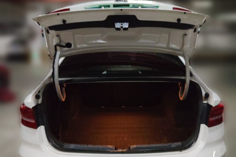 Used Volkswagen Lavida 2019 1.5L Automatic Vision Edition China VI Standard Trunk