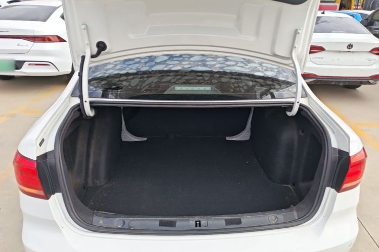 Used Volkswagen Lavida 2019 Lavida Start 1.5L Automatic Trendy Version China VI Standard Trunk