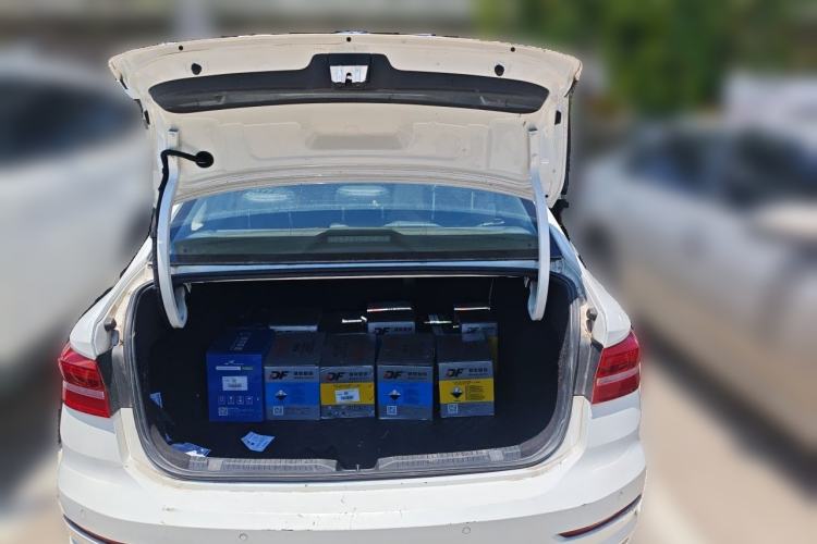 Used Volkswagen Lavida 2019 1.5L Automatic Vision Edition China VI Standard Trunk