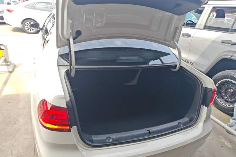 Used Volkswagen Lavida 2019 Lavida Start 1.5L Automatic Comfort Edition China VI Standard Trunk