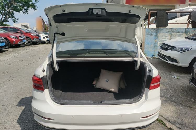 Used Volkswagen Lavida 2019 1.5L Automatic Vision Edition China VI Standard Trunk
