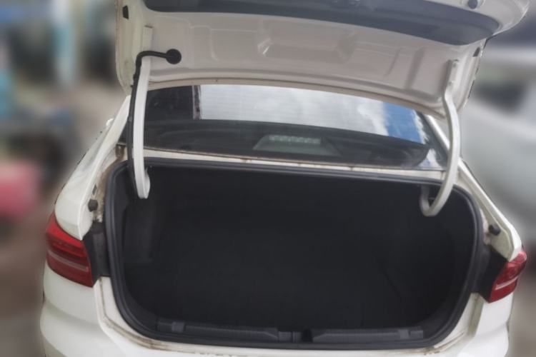 Used Volkswagen Lavida 2019 280TSI DSG Comfort Edition China VI standard Trunk