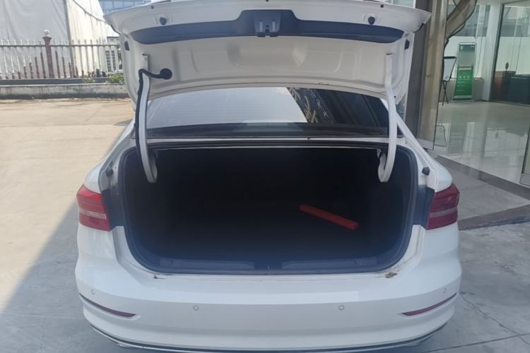 Used Volkswagen Lavida 2019 280TSI DSG Comfort Edition China VI standard Trunk