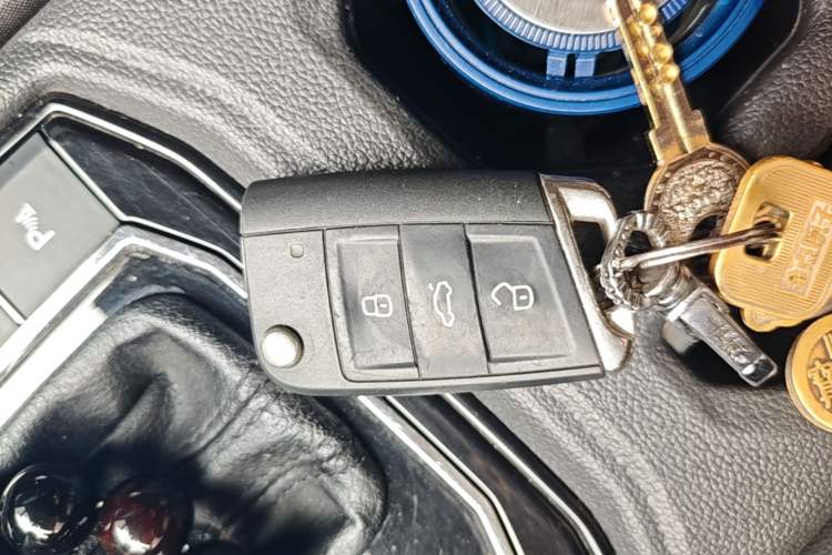 Used Volkswagen Lavida 2019 280TSI DSG Luxury Edition China VI Standard Vehicle Key
