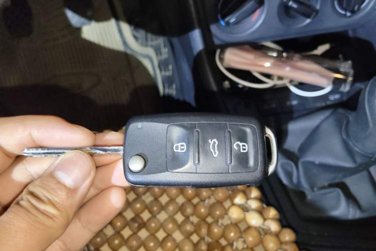 Used Volkswagen Lavida 2019 Lavida Start 1.5L Manual Fashion Edition China VI Standard Vehicle Key