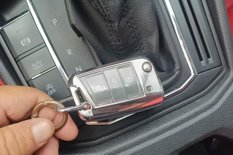 Used Volkswagen Lavida 2019 1.5L Automatic Vision Edition China VI Standard Vehicle Key
