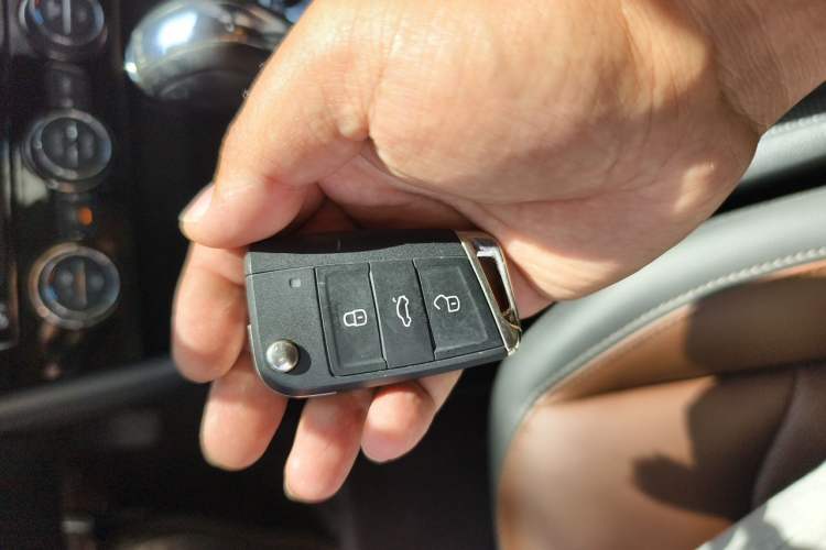 Used Volkswagen Lavida 2019 280TSI DSG Luxury Edition China VI Standard Vehicle Key
