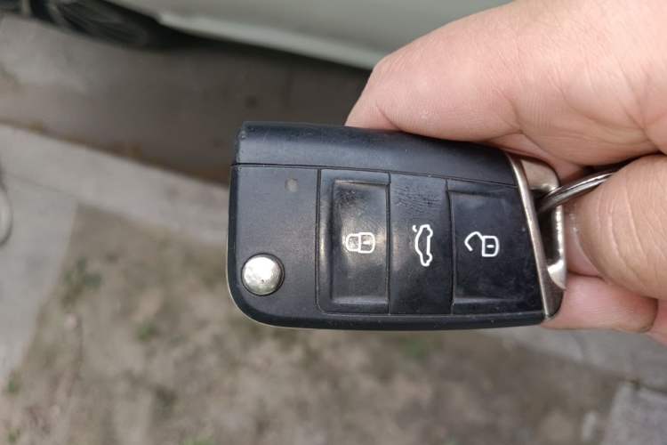 Used Volkswagen Lavida 2019 280TSI DSG Luxury Edition China VI Standard Vehicle Key