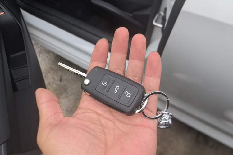 Used Volkswagen Lavida 2019 Lavida Start 1.5L Automatic Trendy Version China VI Standard Vehicle Key