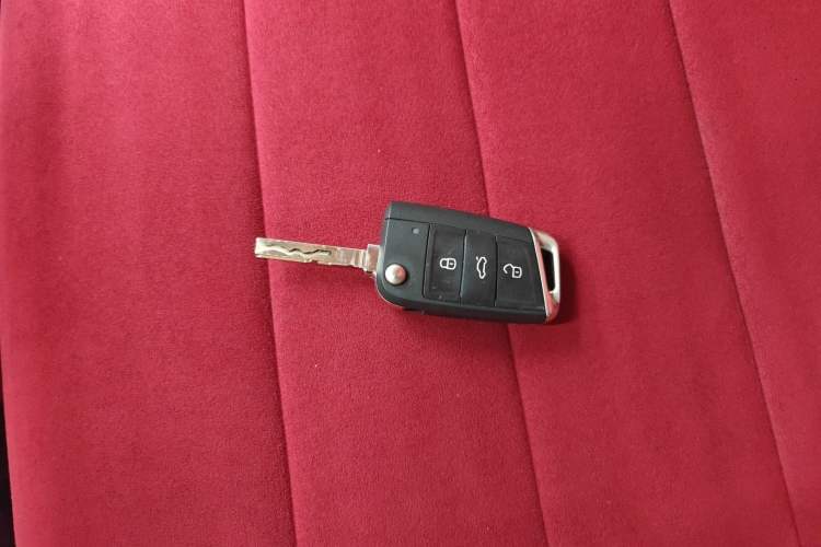 Used Volkswagen Lavida 2019 Lavida Start 1.5L Automatic Trendy Version China VI Standard Vehicle Key