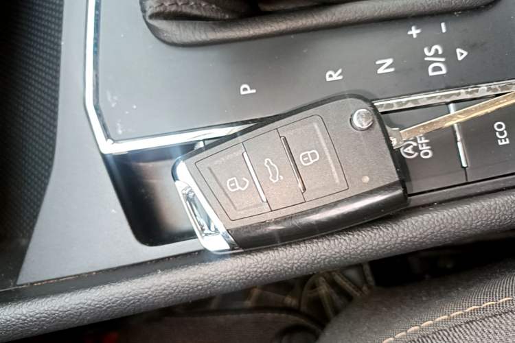 Used Volkswagen Lavida 2019 280TSI DSG Comfort Edition China VI standard Vehicle Key