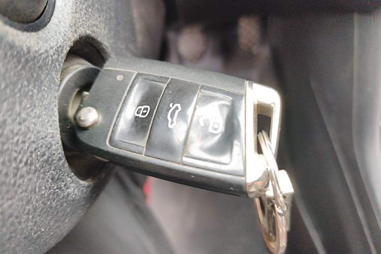 Used Volkswagen Lavida 2019 1.5L Manual Comfort Edition China VI Standard Vehicle Key