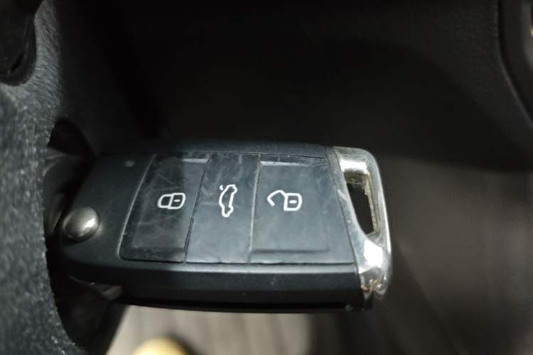 Used Volkswagen Lavida 2019 1.5L Automatic Comfort Edition China VI Standard Vehicle Key