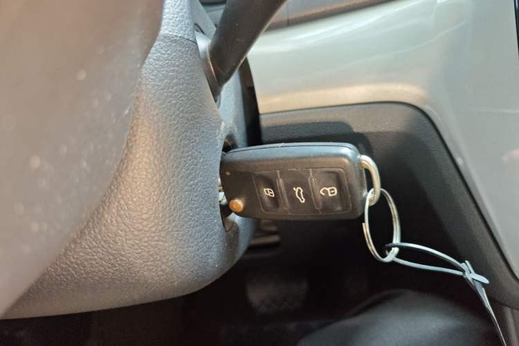 Used Volkswagen Lavida 2019 Lavida Start 1.5L Automatic Trendy Version China VI Standard Vehicle Key