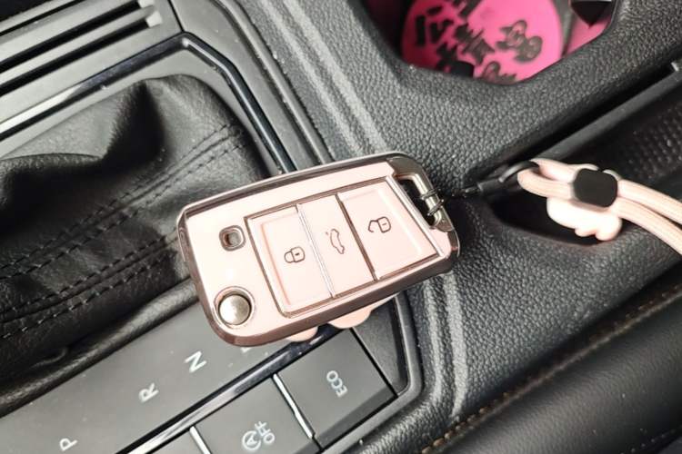 Used Volkswagen Lavida 2019 280TSI DSG Comfort Edition China VI standard Vehicle Key