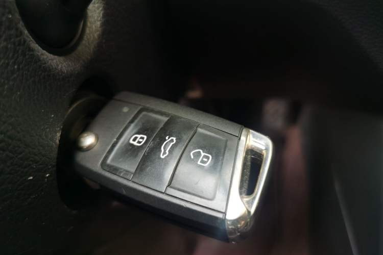 Used Volkswagen Lavida 2019 1.5L Automatic Comfort Edition China VI Standard Vehicle Key