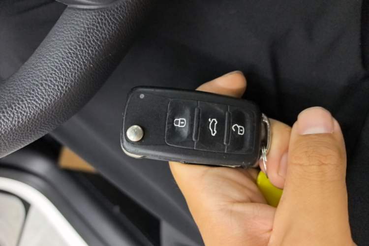 Used Volkswagen Lavida 2019 Lavida Start 1.5L Automatic Trendy Version China VI Standard Vehicle Key