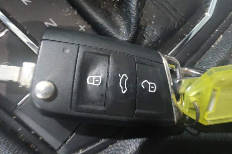 Used Volkswagen Lavida 2019 1.5L Automatic Comfort Edition China VI Standard Vehicle Key