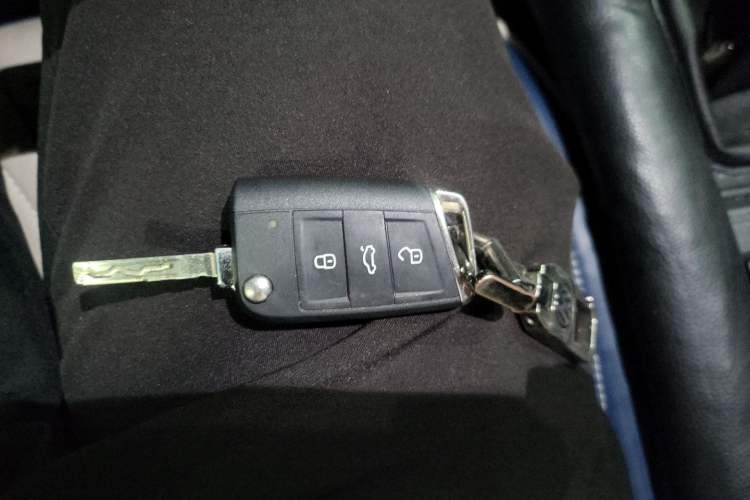 Used Volkswagen Lavida 2019 1.5L Manual Comfort Edition China VI Standard Vehicle Key