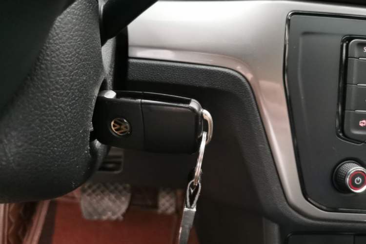 Used Volkswagen Lavida 2019 Lavida Start 1.5L Automatic Trendy Version China VI Standard Vehicle Key