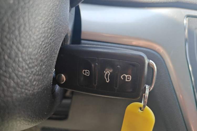 Used Volkswagen Lavida 2019 Lavida Start 1.5L Automatic Trendy Version China VI Standard Vehicle Key