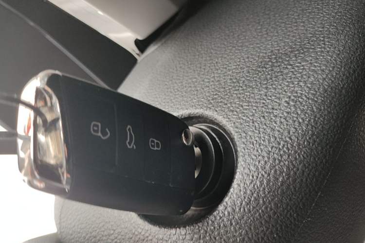 Used Volkswagen Lavida 2019 1.5L Automatic Comfort Edition China VI Standard Vehicle Key