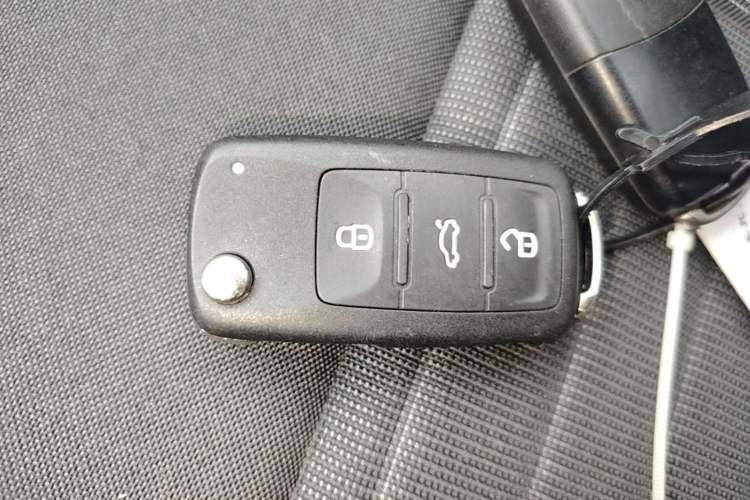 Used Volkswagen Lavida 2019 Lavida Start 1.5L Automatic Trendy Version China VI Standard Vehicle Key