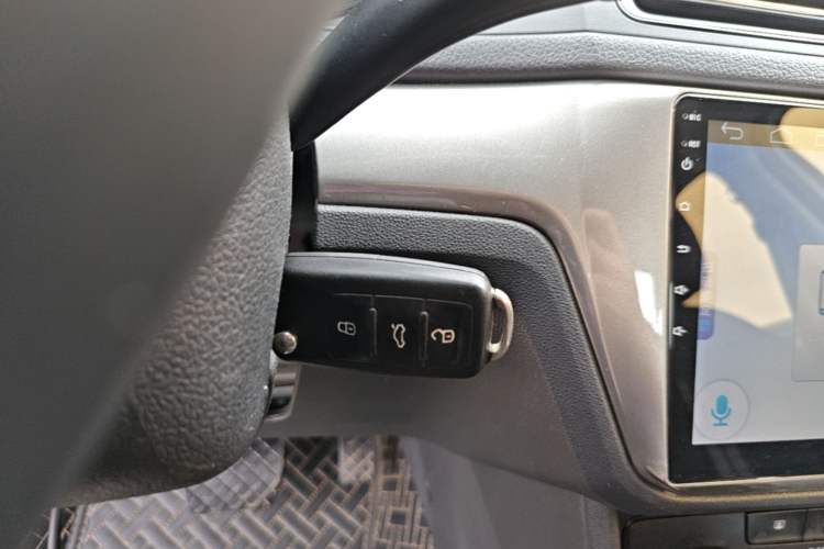 Used Volkswagen Lavida 2019 Lavida Start 1.5L Automatic Trendy Version China VI Standard Vehicle Key