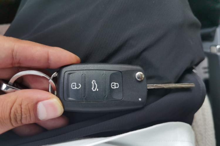 Used Volkswagen Lavida 2019 1.5L Manual Fashion Edition China VI Standard Vehicle Key