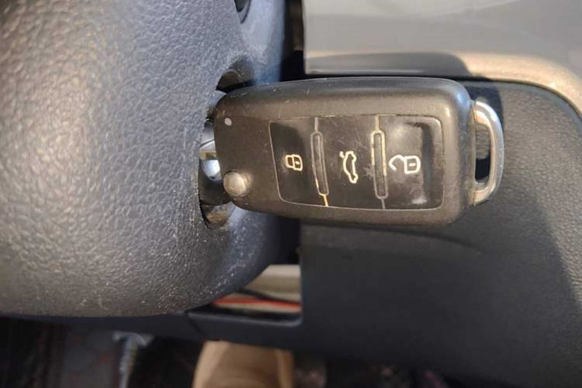 Used Volkswagen Lavida 2019 Lavida Start 1.5L Automatic Trendy Version China VI Standard Vehicle Key
