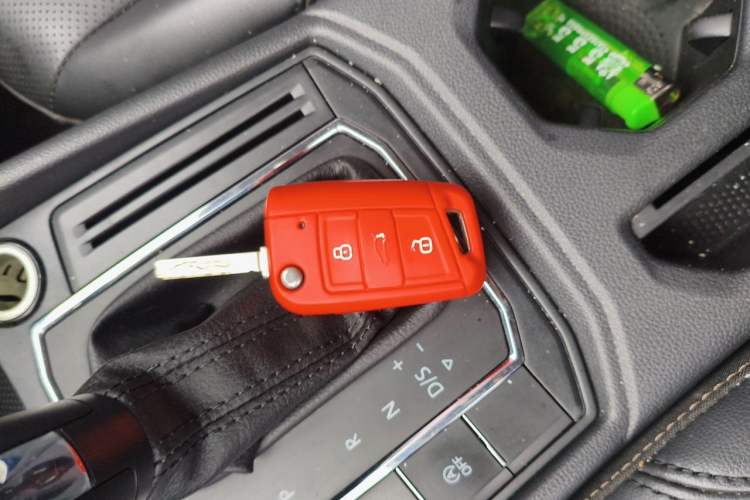Used Volkswagen Lavida 2019 1.5L Automatic Comfort Edition China VI Standard Vehicle Key