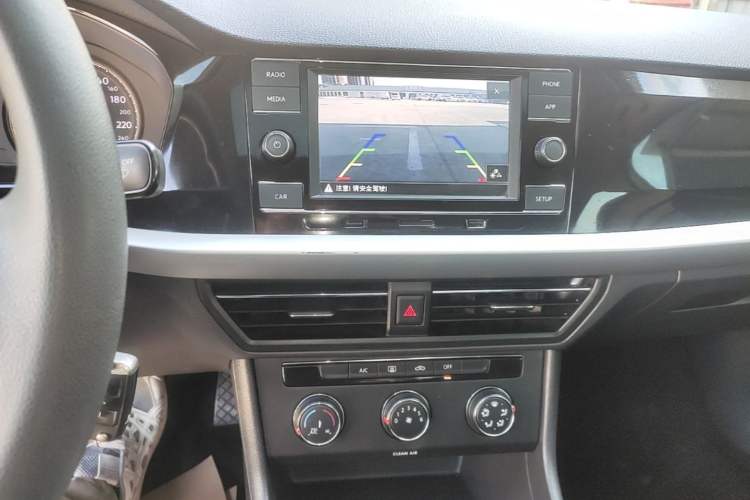 Used Volkswagen Lavida 2019 280TSI DSG Comfort Edition China VI standard Audio And AC Panel