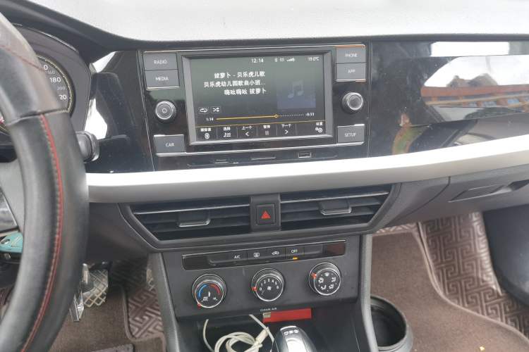 Used Volkswagen Lavida 2019 280TSI DSG Comfort Edition China VI standard Audio And AC Panel